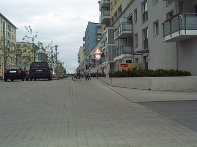 strasse.jpg (25116 Byte)