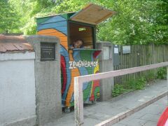 kiosk.jpg (12029 Byte)