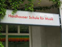 haidhauser-musikschule.jpg (13702 Byte)