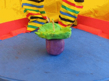 laura4_lustiges_ding.gif (2412777 Byte)